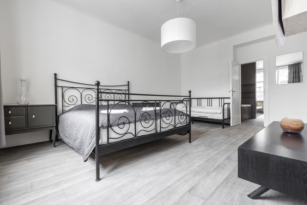 Premier Apartments Old Town Hradebni プラハ エクステリア 写真